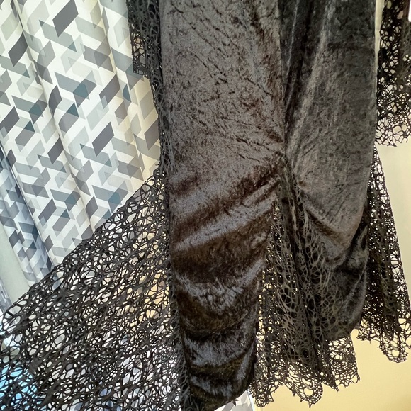 Halloween black widow woman’s costume - Picture 9 of 13